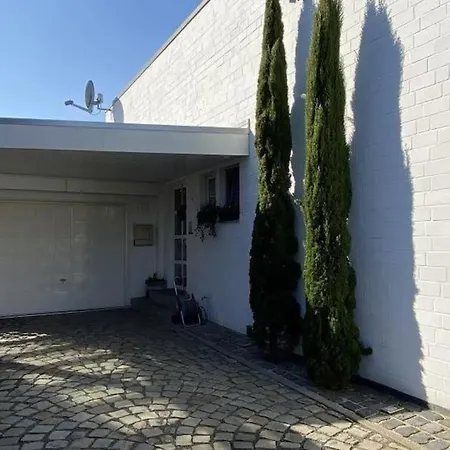 Apartment Kernsan. Souterrain-wohnung 60qm Mit Pool Blick